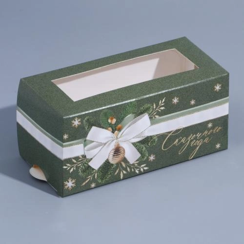 Коробочка для макаронс "Новогодний шик" 12х5,5х5,5 см