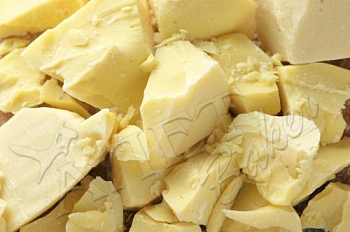 Какао масло (дробленное)  200 гр. 